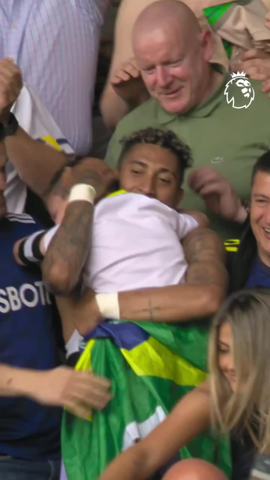 英超官方：拉菲尼亞是利茲聯在21-22賽季避免降級的英雄