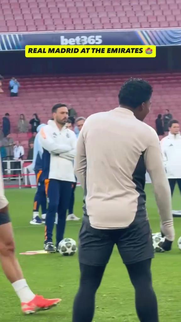 還能逆轉嗎？皇馬此前在酋長球場賽前熱身是快樂的！