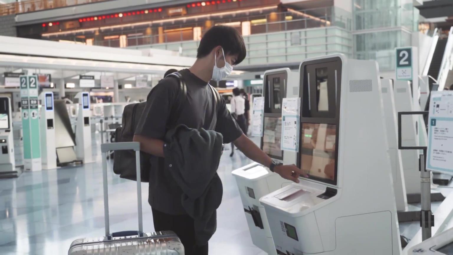 他的大學論文，怎么快速過人…