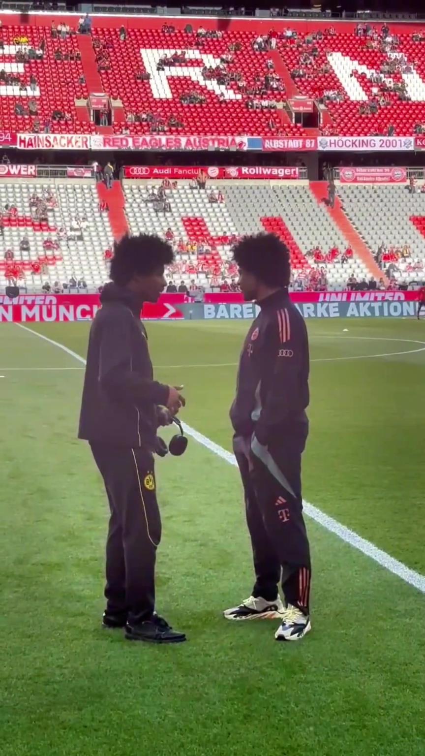 一模一樣的蓬蓬頭！一時分不清阿德耶米和格納布里了！